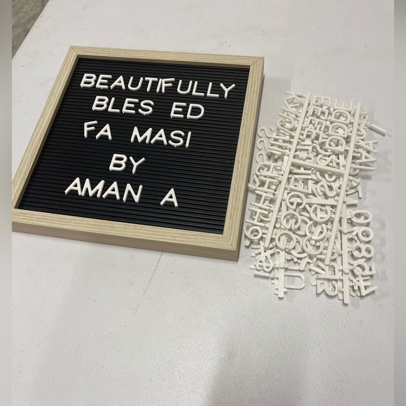 Letterboard - Picture 1 of 1